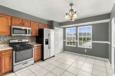 1112 Arrowhead Dr, South Strabane, PA 15301 - Photo 15