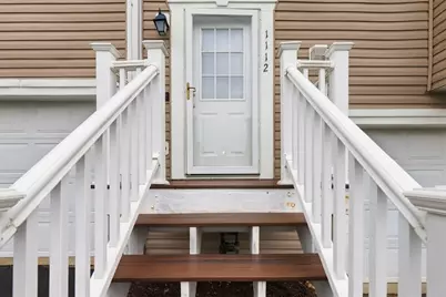 1112 Arrowhead Dr, South Strabane, PA 15301 - Photo 3