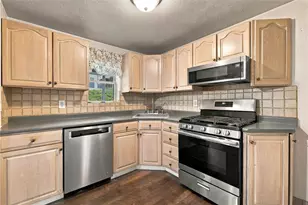 2270 Glenbury St, Pittsburgh, PA 15234 - Photo 13