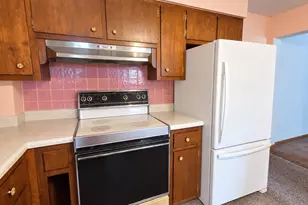 429 Longfellow St, Vandergrift, PA 15690 - Photo 5
