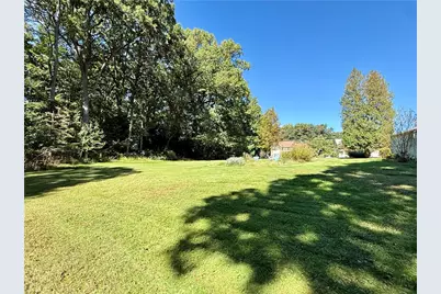 313 Crystal Springs Rd, Bradford Woods, PA 15015 - Photo 1