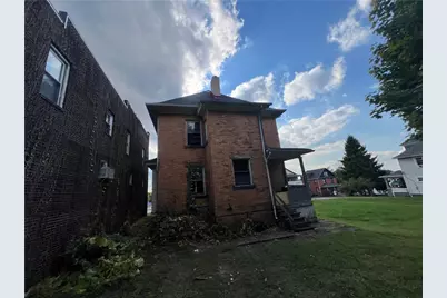 1031 E Washington St, New Castle, PA 16101 - Photo 17