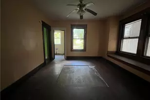 1031 E Washington St, New Castle, PA 16101 - Photo 25