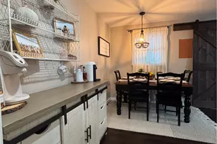1115 Grandview Dr, Jeannette, PA 15644 - Photo 17