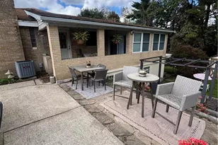 1115 Grandview Dr, Jeannette, PA 15644 - Photo 37