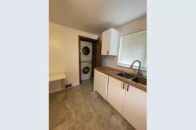 3710 Oakton Rd, Pittsburgh, PA 15227 - Photo 33
