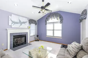 13 Ashford Dr, Cranberry Township, PA 16066 - Photo 5