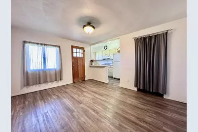 428 Longfellow Street, Vandergrift, PA 15690 - Photo 9