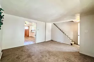 428 Longfellow St, Vandergrift, PA 15690 - Photo 11