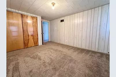 428 Longfellow Street, Vandergrift, PA 15690 - Photo 21