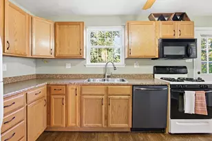 3331 Wallace Dr, Pittsburgh, PA 15227 - Photo 11