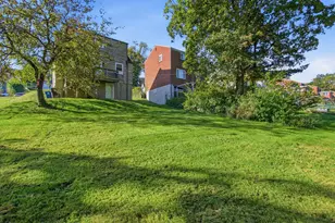 3331 Wallace Dr, Pittsburgh, PA 15227 - Photo 29