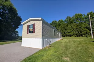 207 Cedar Ln, Middlesex Township, PA 16059 - Photo 13