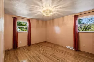 3407 Pinewood Dr, West Homestead, PA 15120 - Photo 19