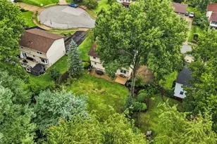 1123 Rial Dr, Bethel Park, PA 15102 - Photo 49