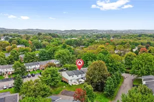 939 Lynwood Ct, Cranberry Township, PA 16066 - Photo 5