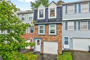 939 Lynwood Ct, Cranberry Township, PA 16066 - Photo 1