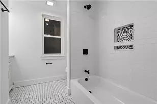 7704 Cannon St, Pittsburgh, PA 15218 - Photo 17