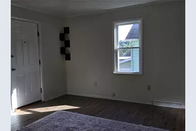807 Wood St, Centerville, PA 15358 - Photo 9