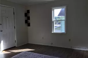 807 Wood St, Centerville, PA 15358 - Photo 9