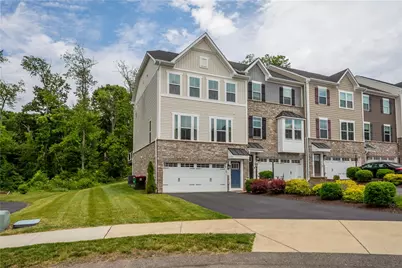 160 Cole Dr, Robinson Twp, PA 15136 - Photo 1
