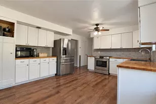 26 Country Club Rd, Pine Township, PA 16127 - Photo 15