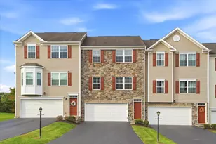 683 Freedom Dr, Carnegie, PA 15106 - Photo 1