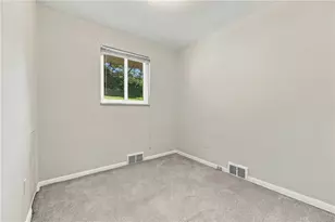 922 Maplewood Dr, Pittsburgh, PA 15234 - Photo 13
