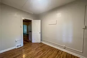 226 Flowers Ave, Pittsburgh, PA 15207 - Photo 9