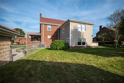1060 Bank St, Bridgeville, PA 15017 - Photo 41