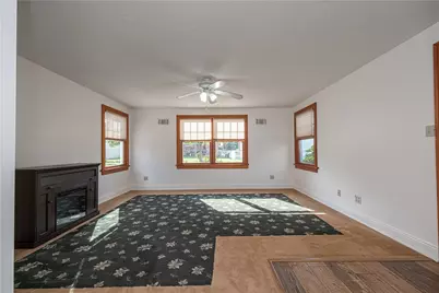 1060 Bank St, Bridgeville, PA 15017 - Photo 21