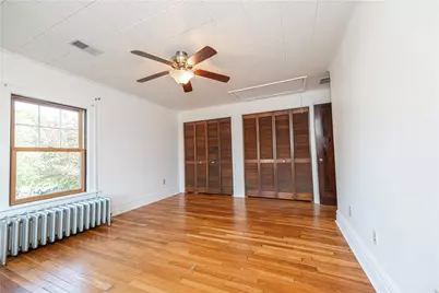 1060 Bank St, Bridgeville, PA 15017 - Photo 37