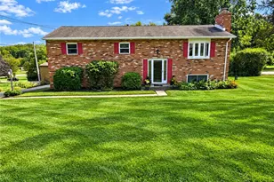 102 Carol Dr, Buffalo Township, PA 16055 - Photo 1