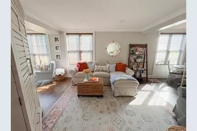 221 Wilson Ave, Ross Twp, PA 15237 - Photo 7