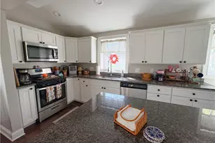 221 Wilson Ave, Ross Twp, PA 15237 - Photo 11