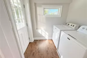 221 Wilson Ave, Ross Twp, PA 15237 - Photo 17