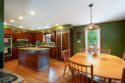 1286 Lakemont Dr, Pittsburgh, PA 15243 - Photo 3