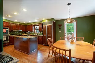 1286 Lakemont Dr, Pittsburgh, PA 15243 - Photo 3