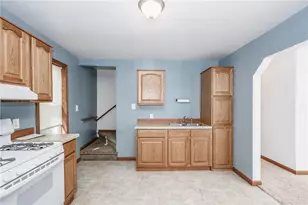 1717 1/2 5th Ave Ext, Manor Township, PA 16226 - Photo 7