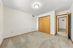 909 Clayton Dr, Hempfield Township, PA 15601 - Photo 17