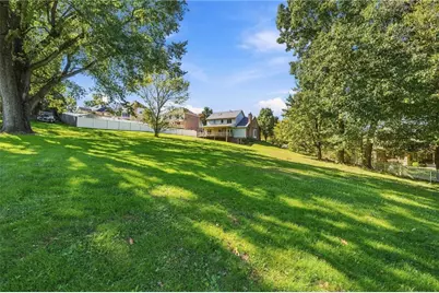 909 Clayton Dr, Hempfield Township, PA 15601 - Photo 35