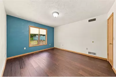 909 Clayton Dr, Hempfield Township, PA 15601 - Photo 21