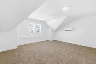 125 Hawkins Ave, Pittsburgh, PA 15214 - Photo 19