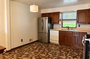 3344 Sycamore Dr, Pittsburgh, PA 15234 - Photo 15