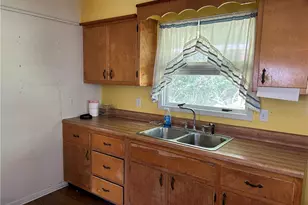 475 E 7th Ave, Tarentum, PA 15084 - Photo 5