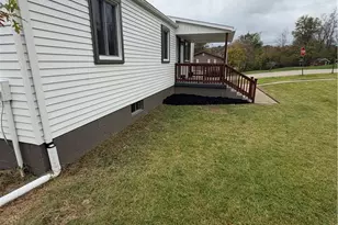 717 Monroe Ave, Brownsville, PA 15417 - Photo 19