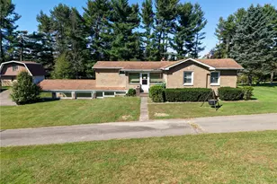 95 Maplewood Rd, Perry Township, PA 15486 - Photo 3