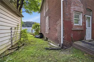 638 Airbrake Ave, Wilmerding, PA 15148 - Photo 25
