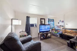 638 Airbrake Ave, Wilmerding, PA 15148 - Photo 7
