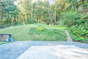 621 S Gossler Hill Rd, Kiskiminetas Township, PA 15656 - Photo 13